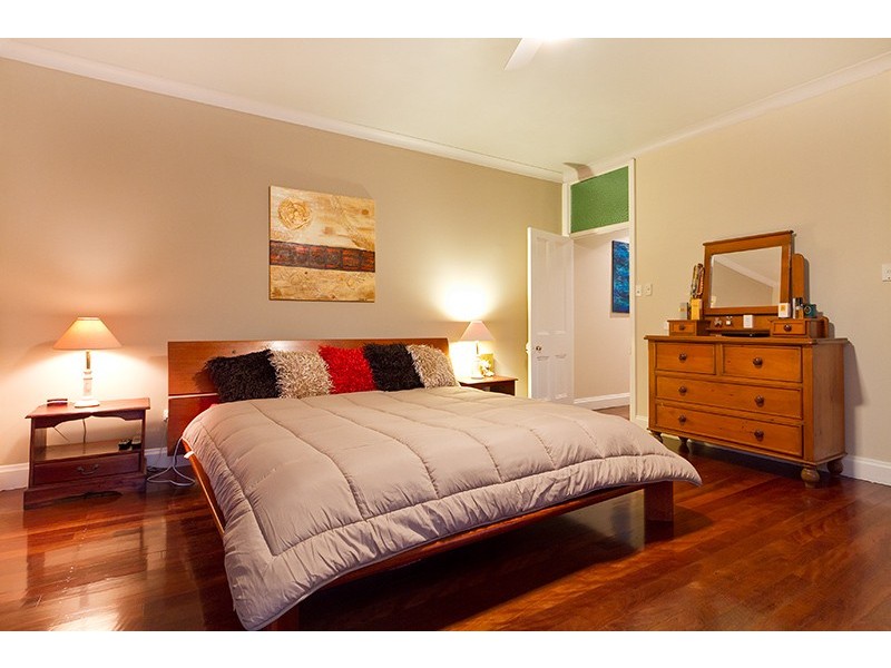 11 Worongary Rd, Tallai QLD 4213