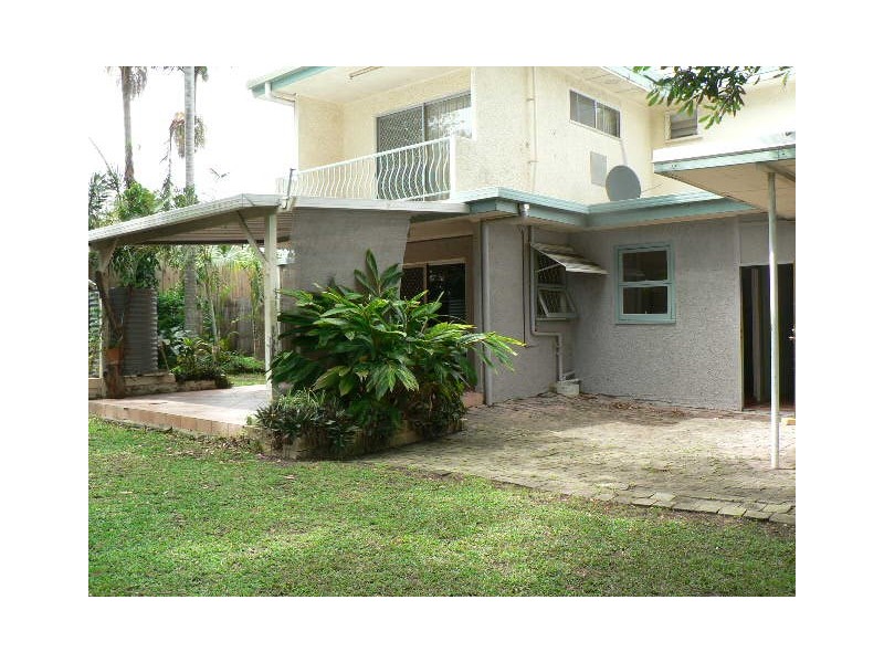 3 Schneider Avenue, Labrador QLD 4215