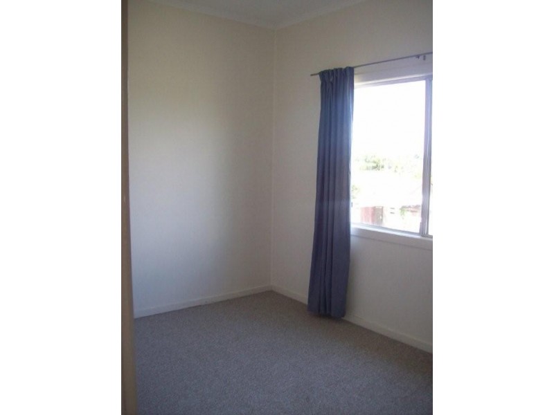 3 Schneider Avenue, Labrador QLD 4215