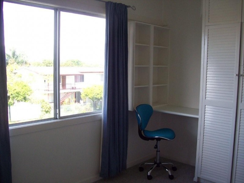 3 Schneider Avenue, Labrador QLD 4215