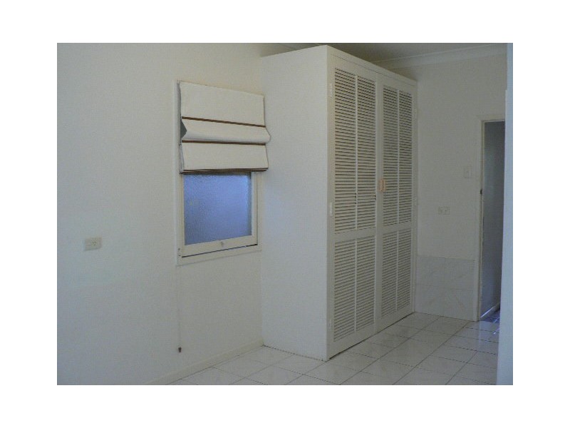 3 Schneider Avenue, Labrador QLD 4215