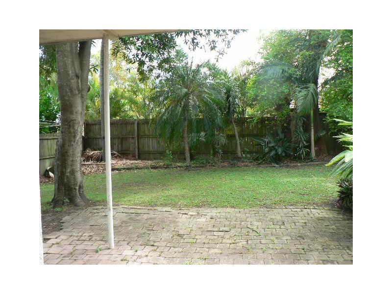 3 Schneider Avenue, Labrador QLD 4215