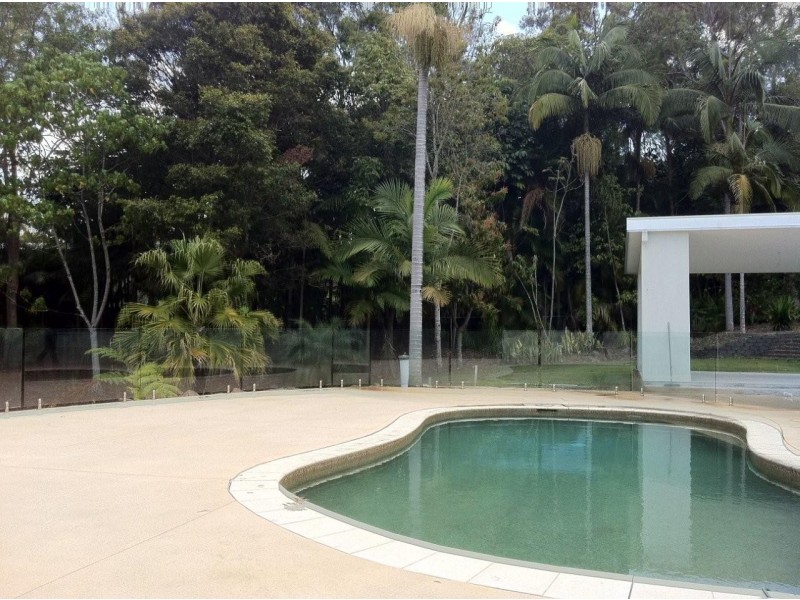 13 Leisure Lane, Worongary QLD 4213