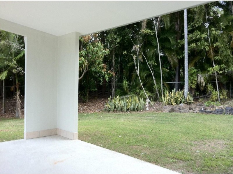 13 Leisure Lane, Worongary QLD 4213