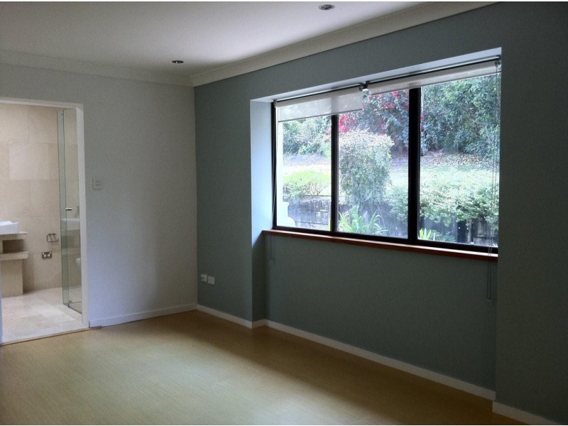 13 Leisure Lane, Worongary QLD 4213