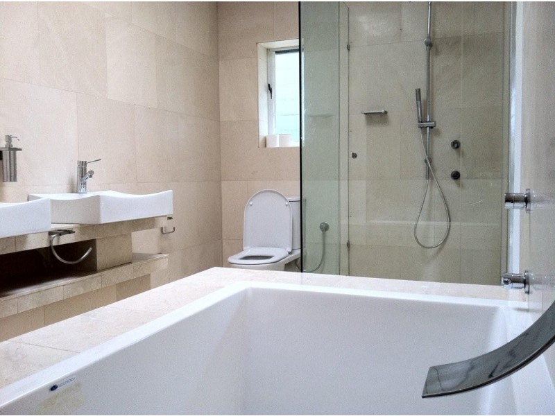 13 Leisure Lane, Worongary QLD 4213