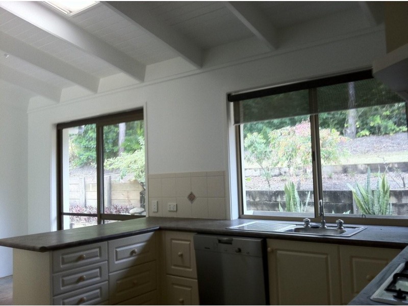 13 Leisure Lane, Worongary QLD 4213