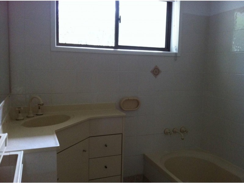 13 Leisure Lane, Worongary QLD 4213