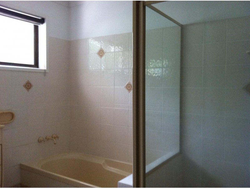 13 Leisure Lane, Worongary QLD 4213