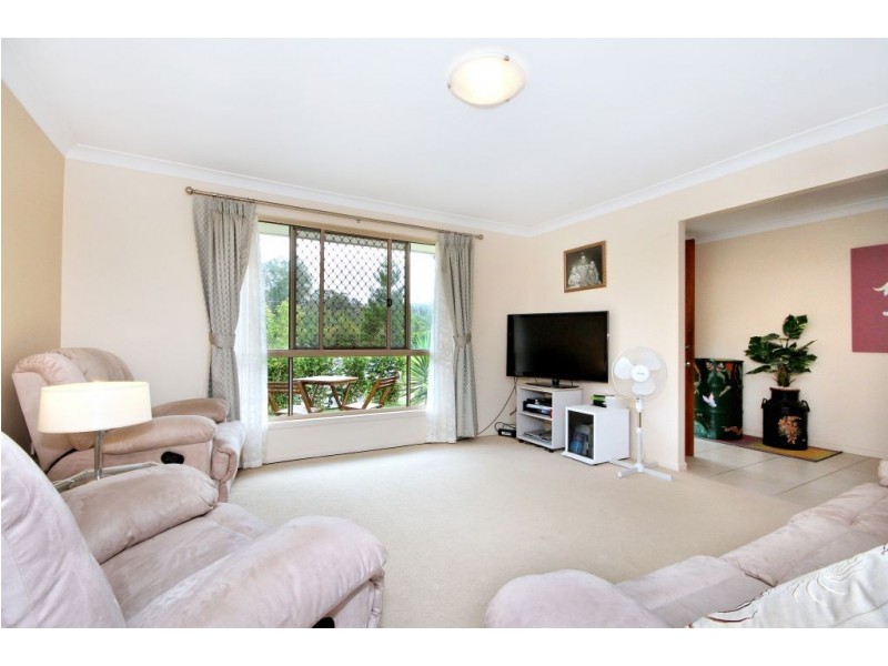 18  Dowson Esplanade, Mudgeeraba QLD 4213