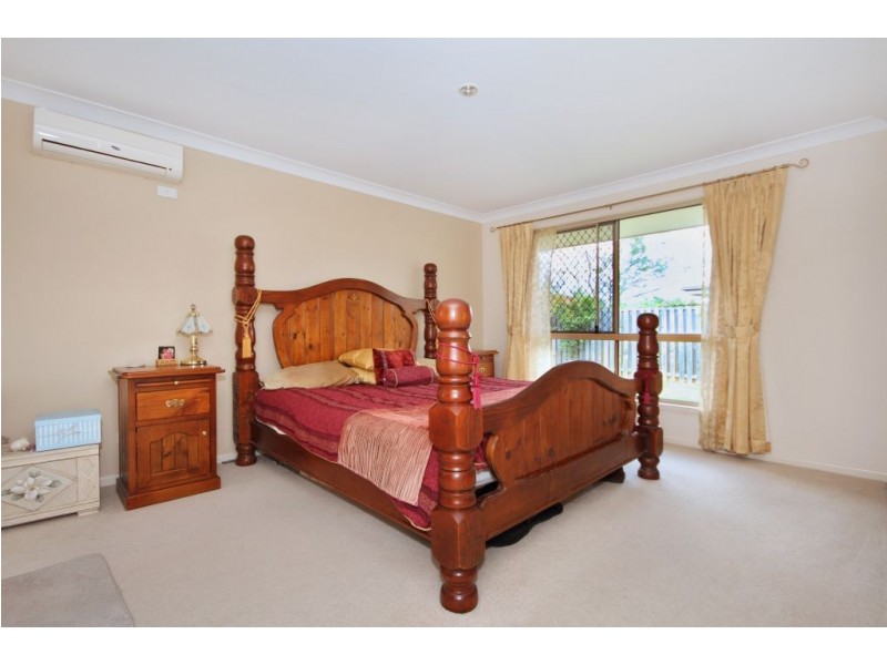 18  Dowson Esplanade, Mudgeeraba QLD 4213