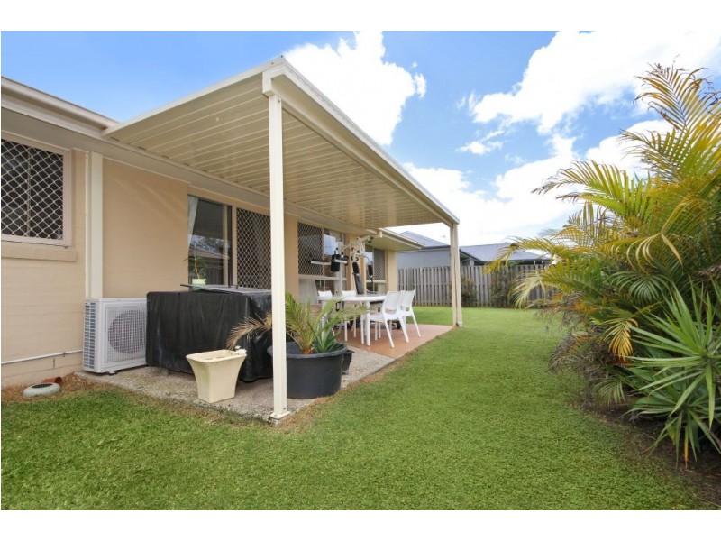 18  Dowson Esplanade, Mudgeeraba QLD 4213