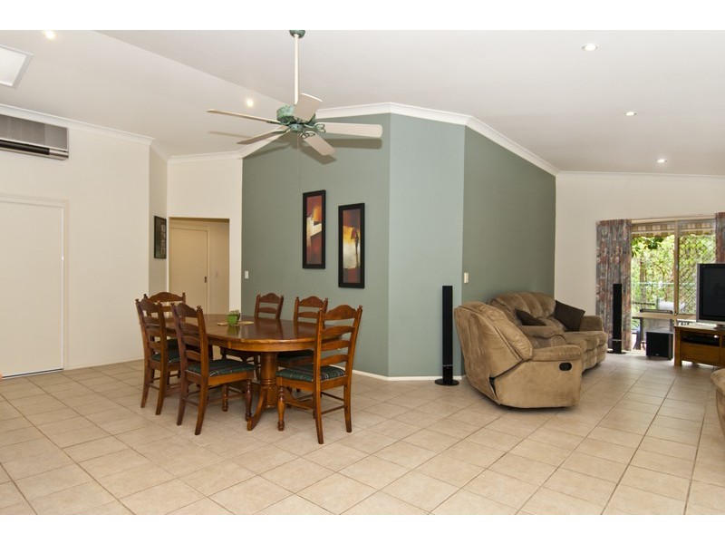 8 Thomas Duncan Ct, Worongary QLD 4213