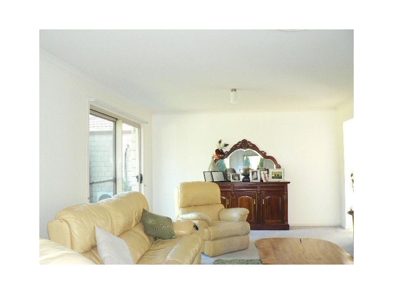 76 Tourmaline Court, Bonogin QLD 4213