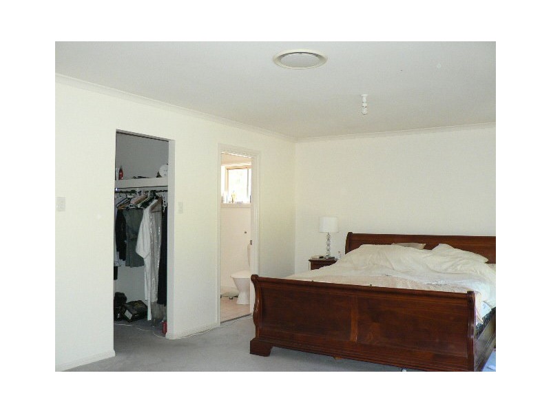 76 Tourmaline Court, Bonogin QLD 4213