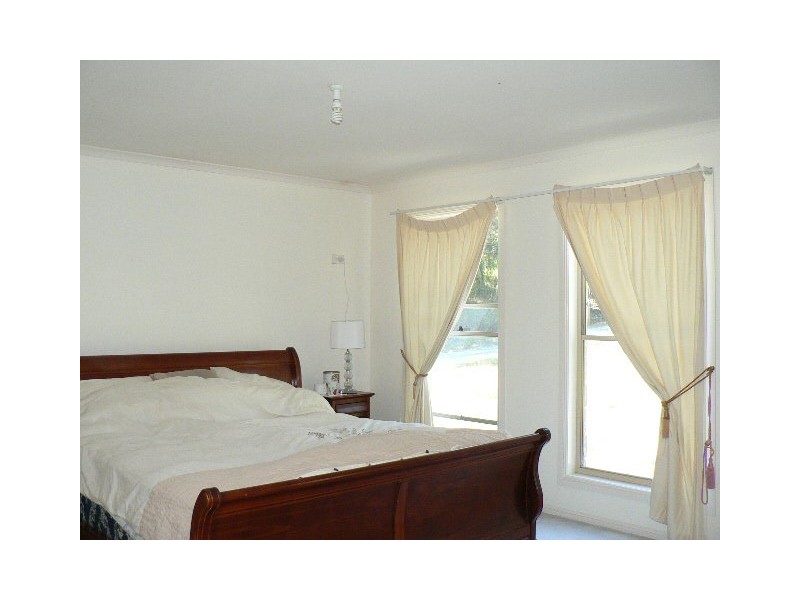 76 Tourmaline Court, Bonogin QLD 4213