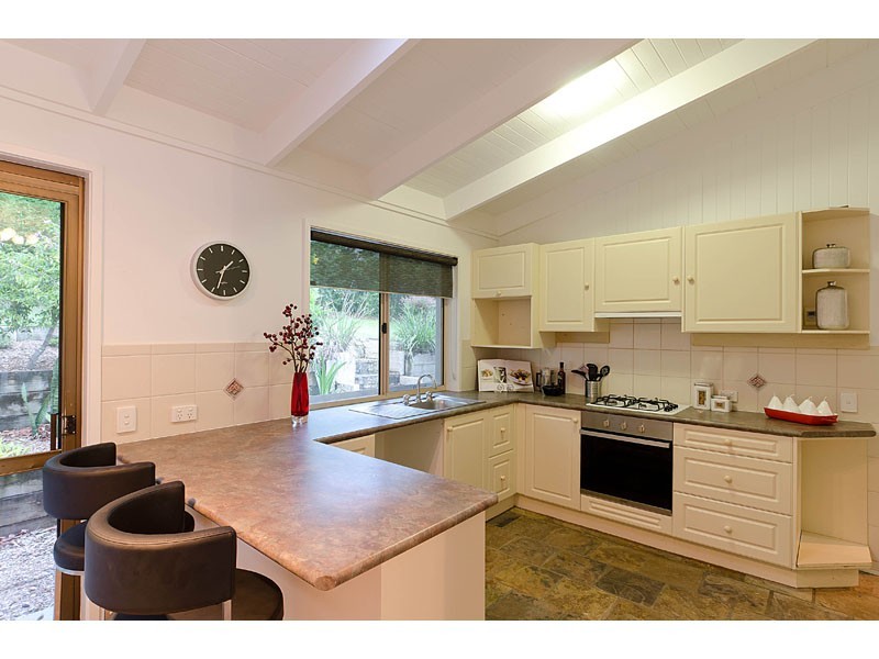 13 Leisure Lane, Worongary QLD 4213