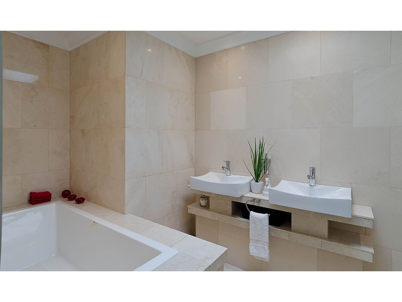 13 Leisure Lane, Worongary QLD 4213