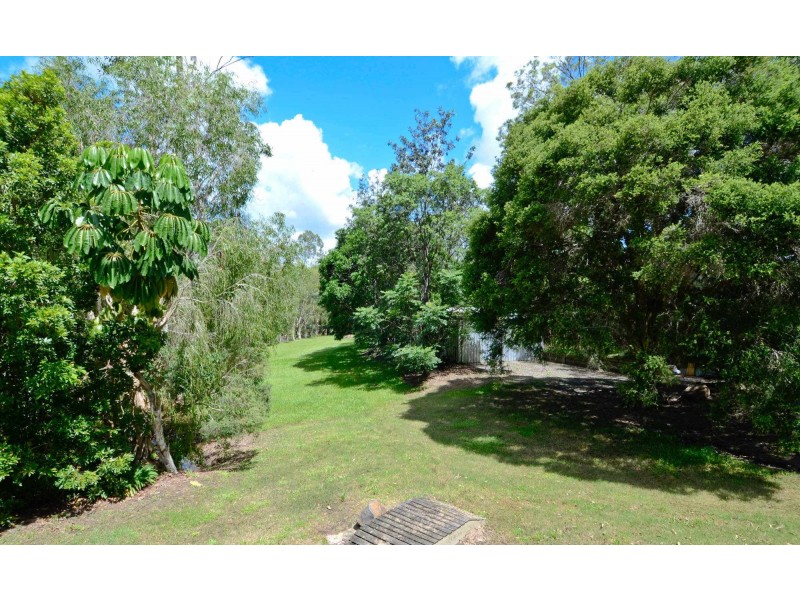13 Leisure Lane, Worongary QLD 4213