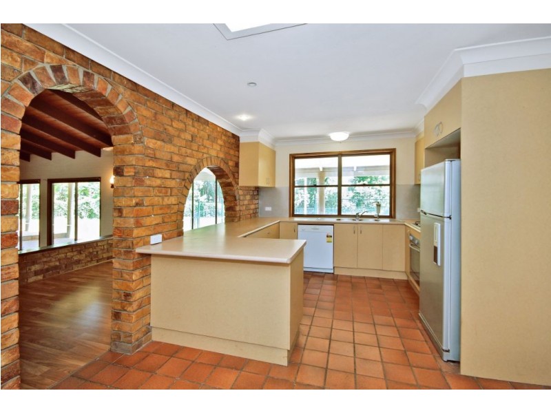 42 Berrigans Road, Mudgeeraba QLD 4213