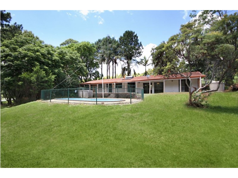 42 Berrigans Road, Mudgeeraba QLD 4213