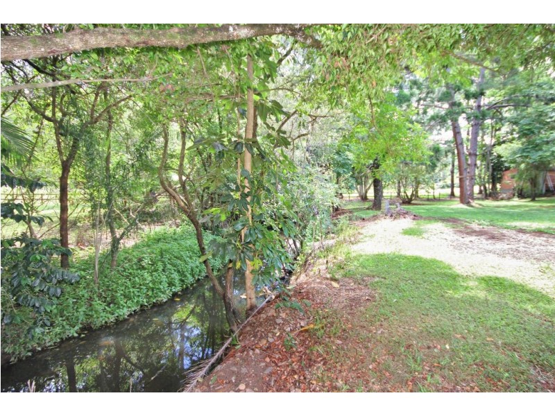 42 Berrigans Road, Mudgeeraba QLD 4213