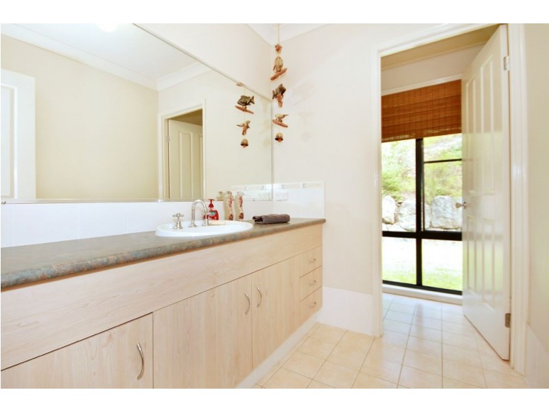 63 Tallowwood Road, Austinville QLD 4213