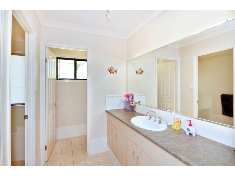 63 Tallowwood Road, Austinville QLD 4213