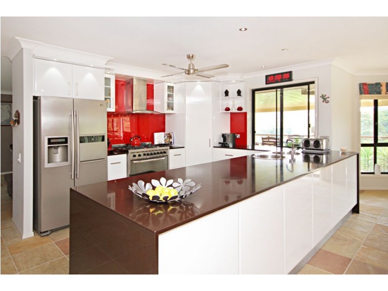 62-64  Parkmeadows Ct, Bonogin QLD 4213