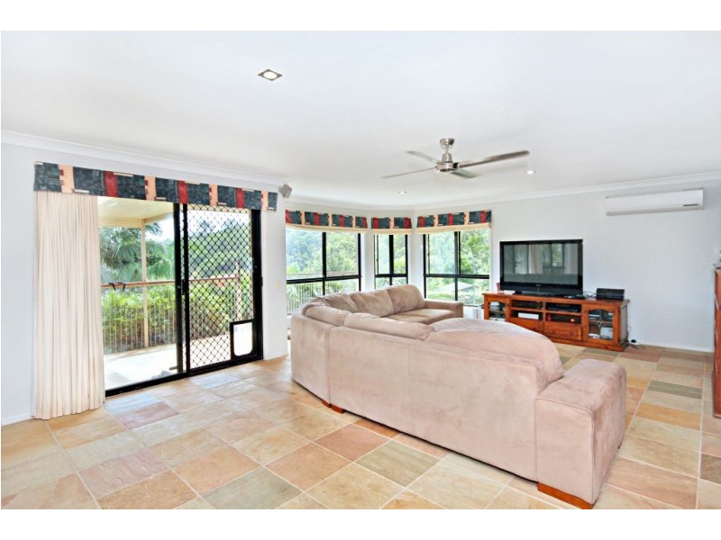 62-64  Parkmeadows Ct, Bonogin QLD 4213