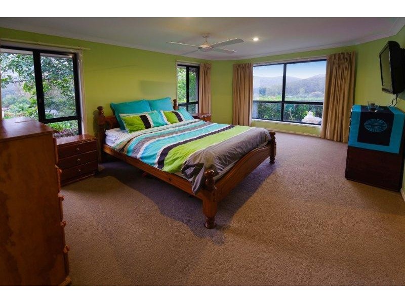 62-64  Parkmeadows Ct, Bonogin QLD 4213