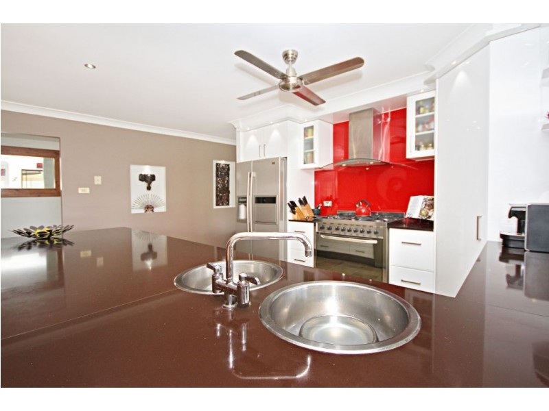 62-64  Parkmeadows Ct, Bonogin QLD 4213