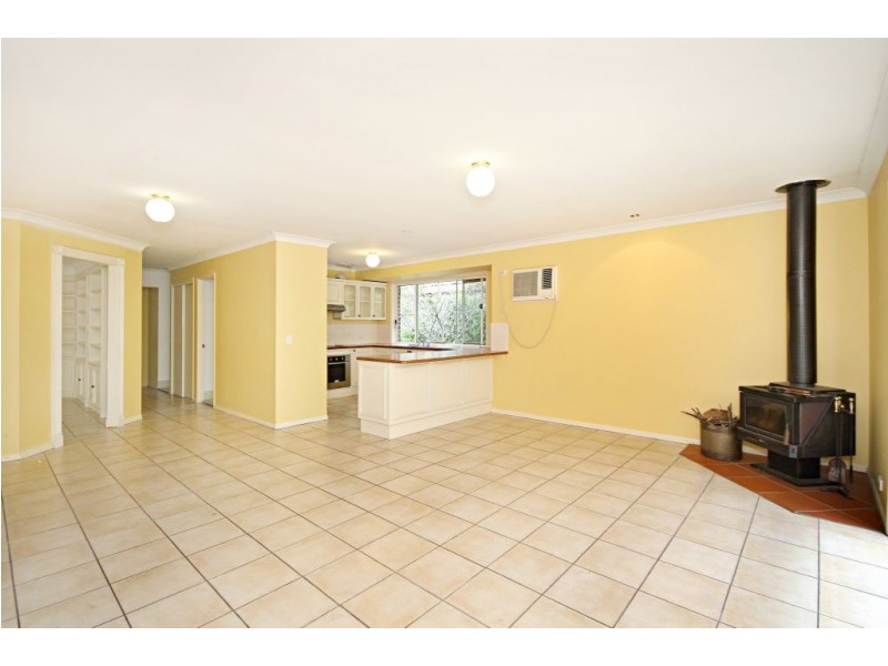 23 Pepperwood Road, Bonogin QLD 4213