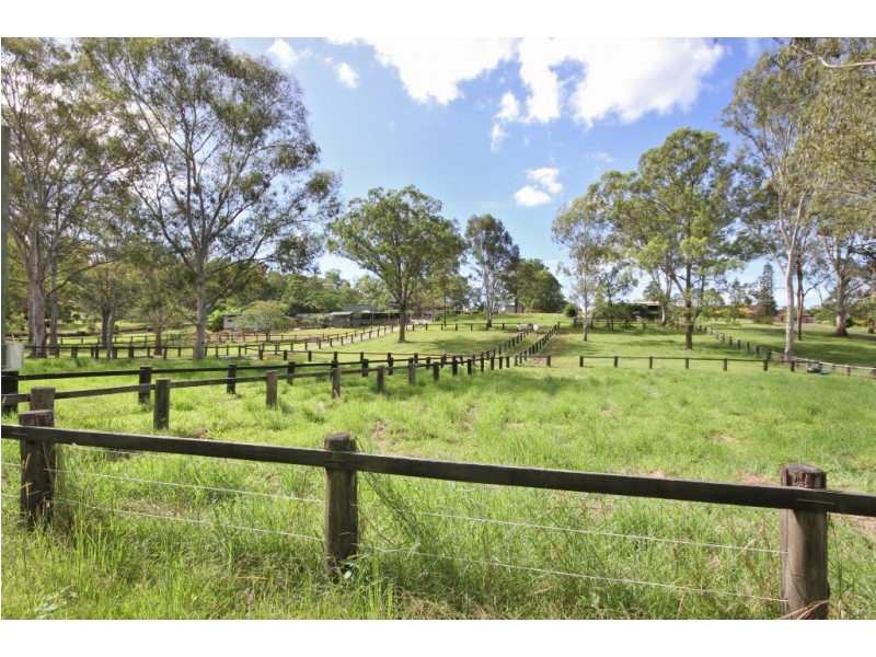 19 Tallai Road, Tallai QLD 4213