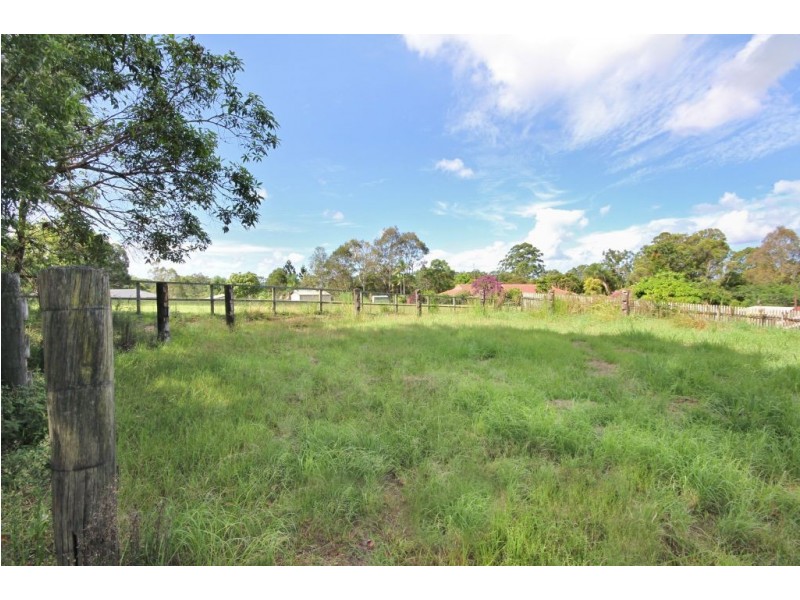 19 Tallai Road, Tallai QLD 4213
