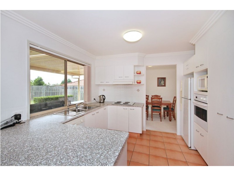 15 Bedford Crescent, Mudgeeraba QLD 4213