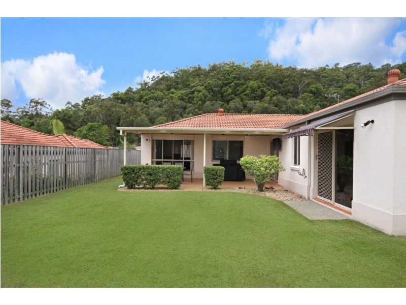 15 Bedford Crescent, Mudgeeraba QLD 4213