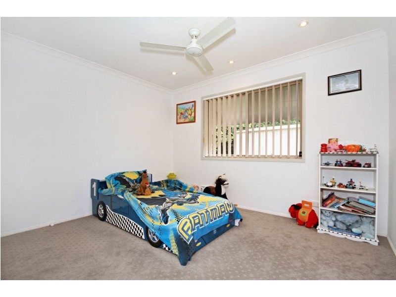 15 Bedford Crescent, Mudgeeraba QLD 4213