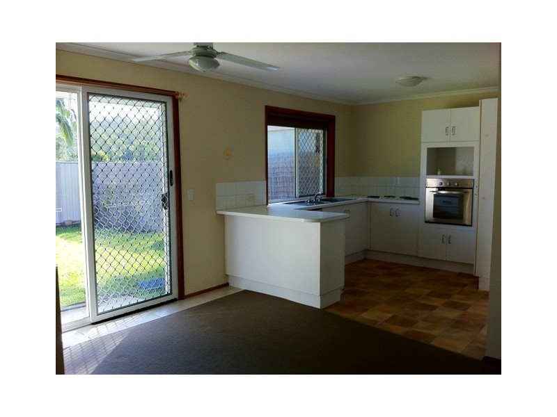 2/6 Hepburn Court, Oxenford QLD 4210