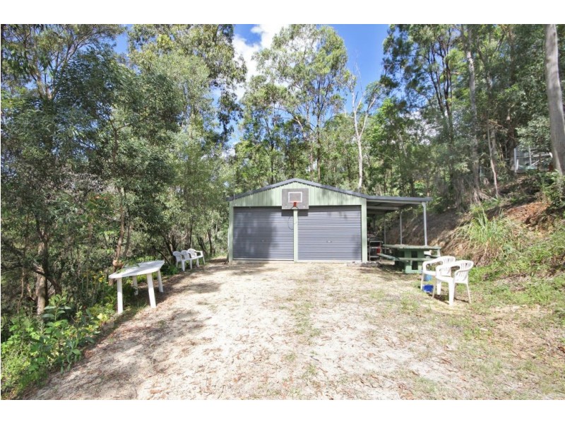 27 Coorumbene Ct, Tallai QLD 4213
