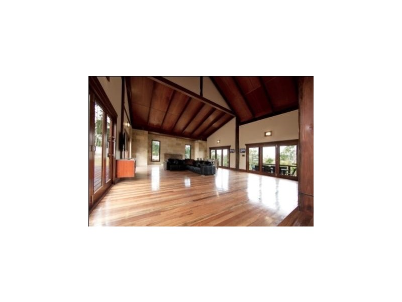 53 Camp Drive, Bonogin QLD 4213