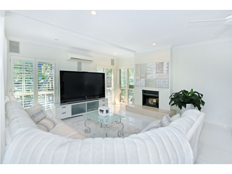 9 Quambone Street, Worongary QLD 4213