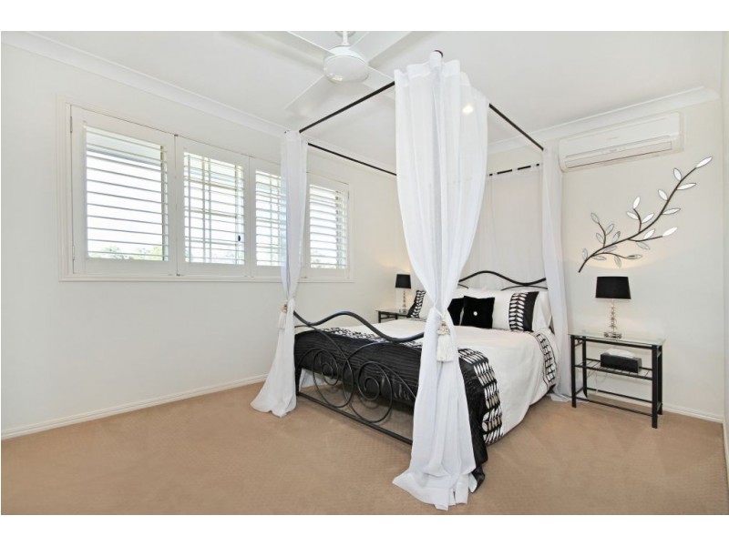 9 Quambone Street, Worongary QLD 4213