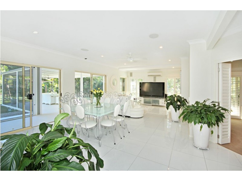 9 Quambone Street, Worongary QLD 4213