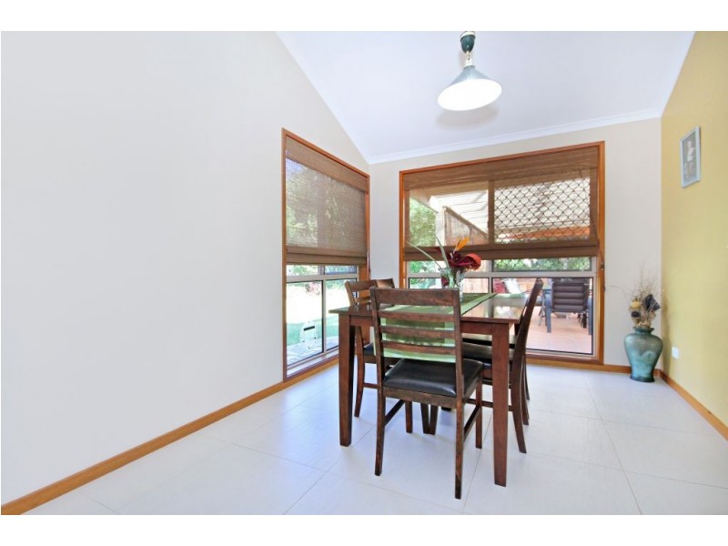 27 Bradstone Road, Carrara QLD 4211