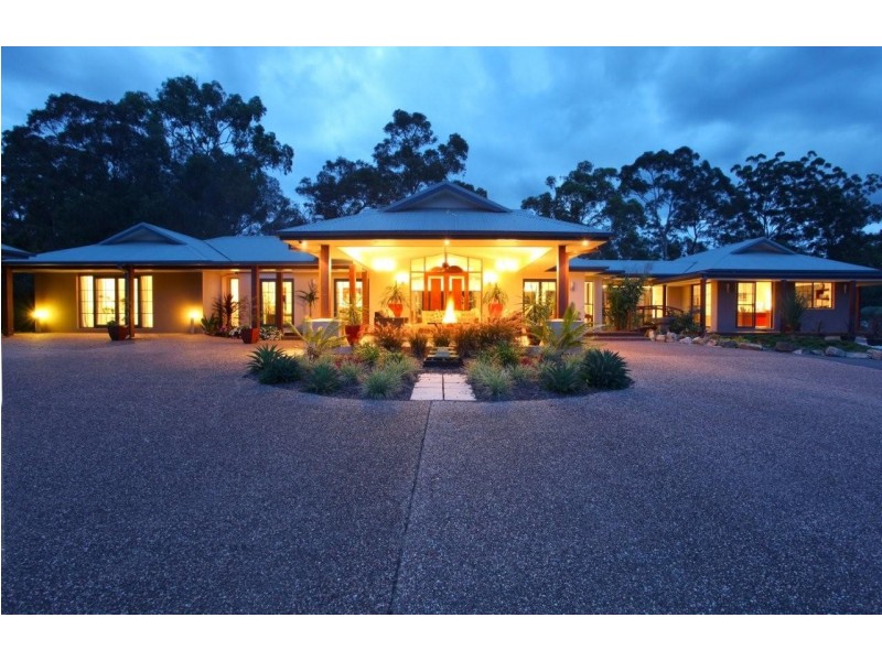 63 Bonogin Road, Mudgeeraba QLD 4213