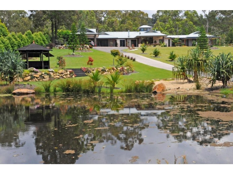 63 Bonogin Road, Mudgeeraba QLD 4213