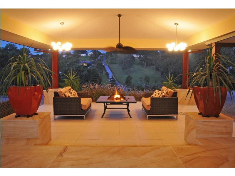 63 Bonogin Road, Mudgeeraba QLD 4213