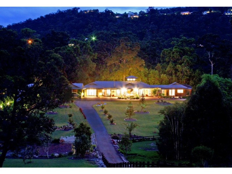 63 Bonogin Road, Mudgeeraba QLD 4213