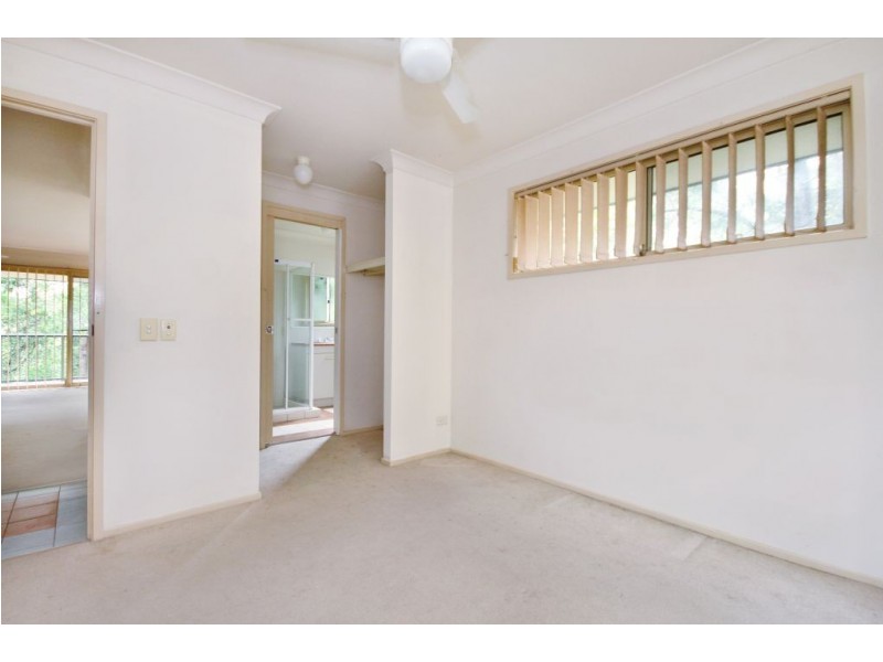 21/15 Simpsons Road, Elanora QLD 4221